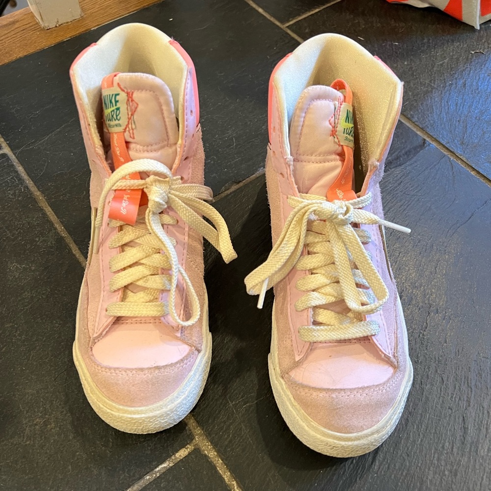 Pink Nike Blazer high tops size 4 youth